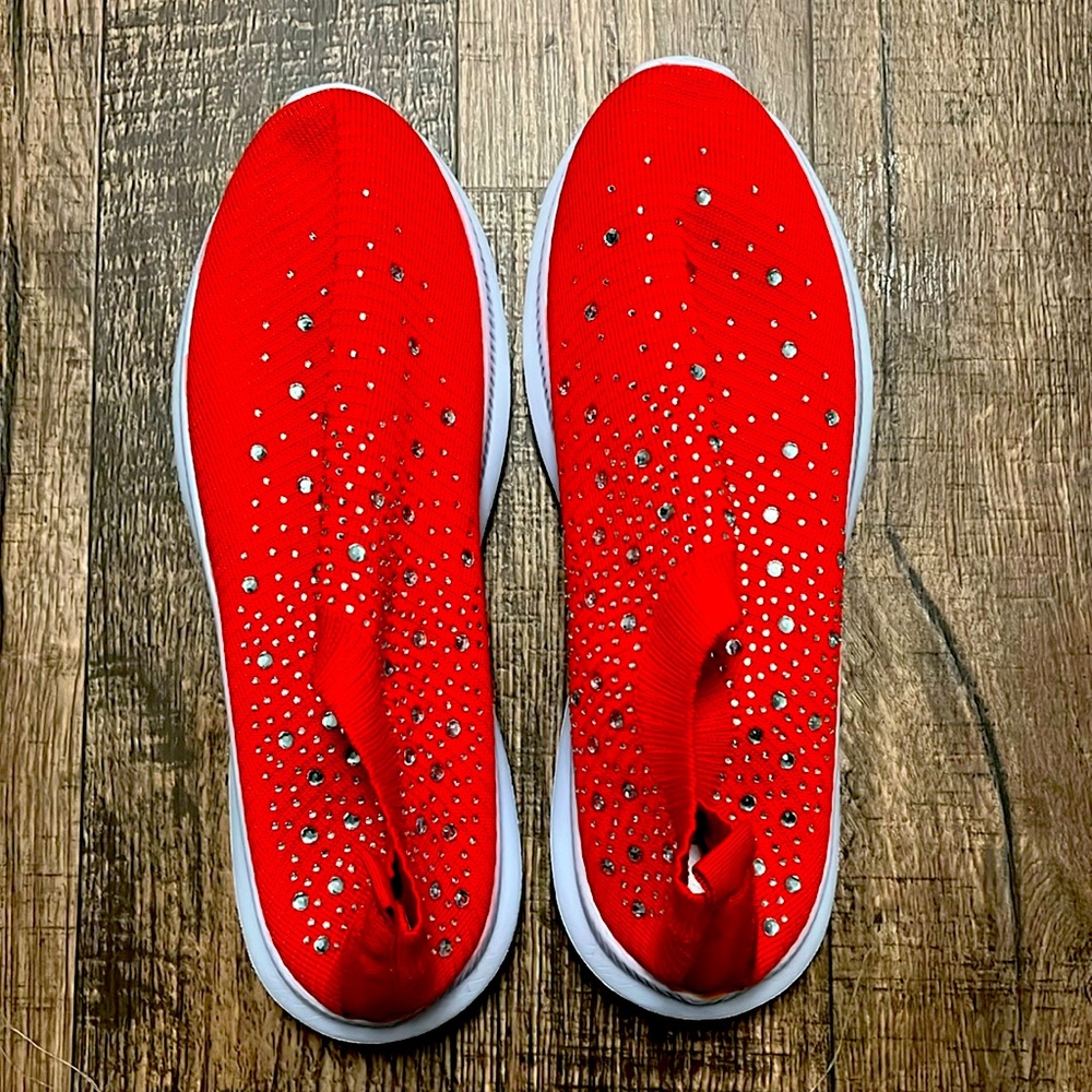 RED AND WHITE SNEAKERS FOR WOMEN SZ 41 (us 9-10)